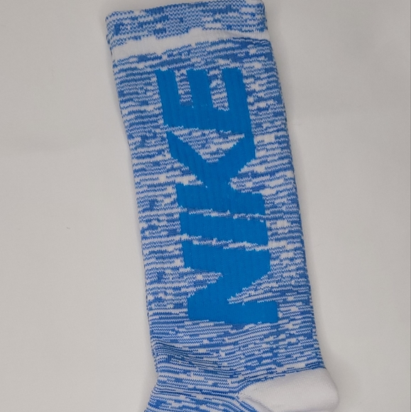 NIKE---Nice set of 3 pair of Nike socks - Picture 5 of 5